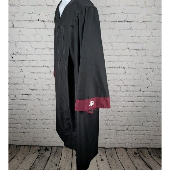 Texas A&M University Aggies Black & Maroon Zipped College Graduation Gown - Picture 9 of 10